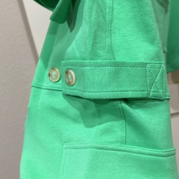 Nwt. Green shorts romper by The Greii, boutique brand. Small but oversized - Picture 4 of 6